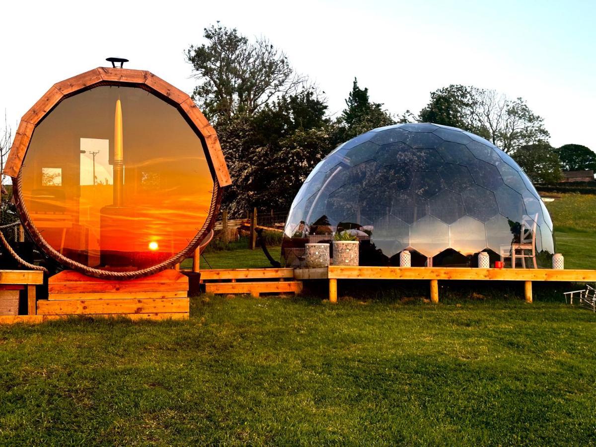 Deerstone Glamping-Boulsworth Hill Dome Hot Tub Hotel Earby ภายนอก รูปภาพ