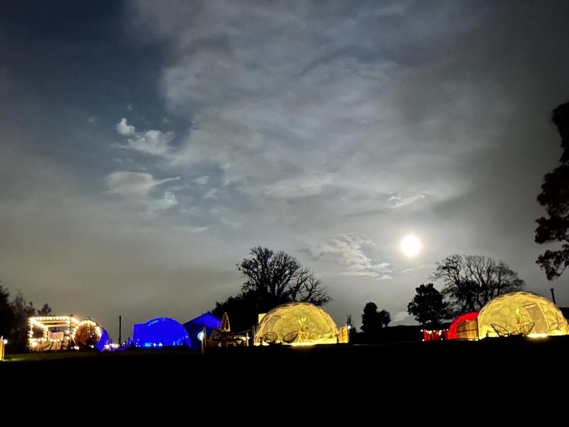 Deerstone Glamping-Boulsworth Hill Dome Hot Tub Hotel Earby ภายนอก รูปภาพ