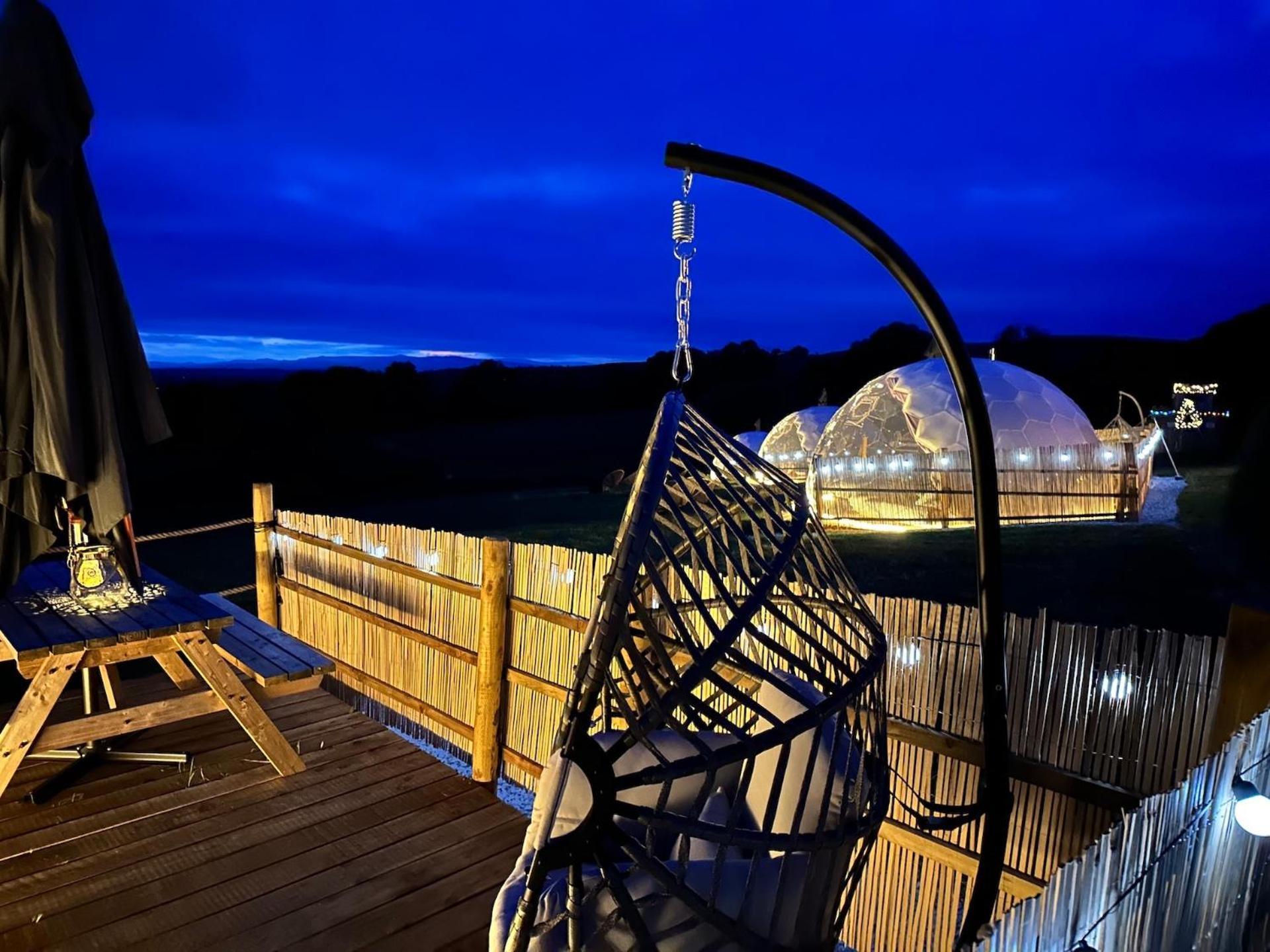Deerstone Glamping-Boulsworth Hill Dome Hot Tub Hotel Earby ภายนอก รูปภาพ