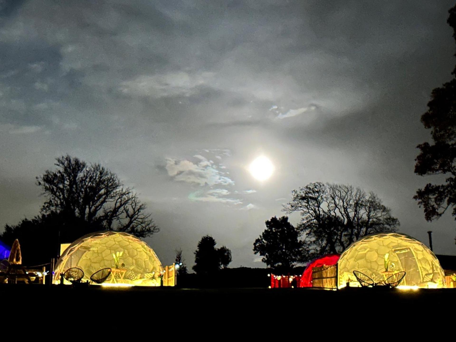 Deerstone Glamping-Boulsworth Hill Dome Hot Tub Hotel Earby ภายนอก รูปภาพ